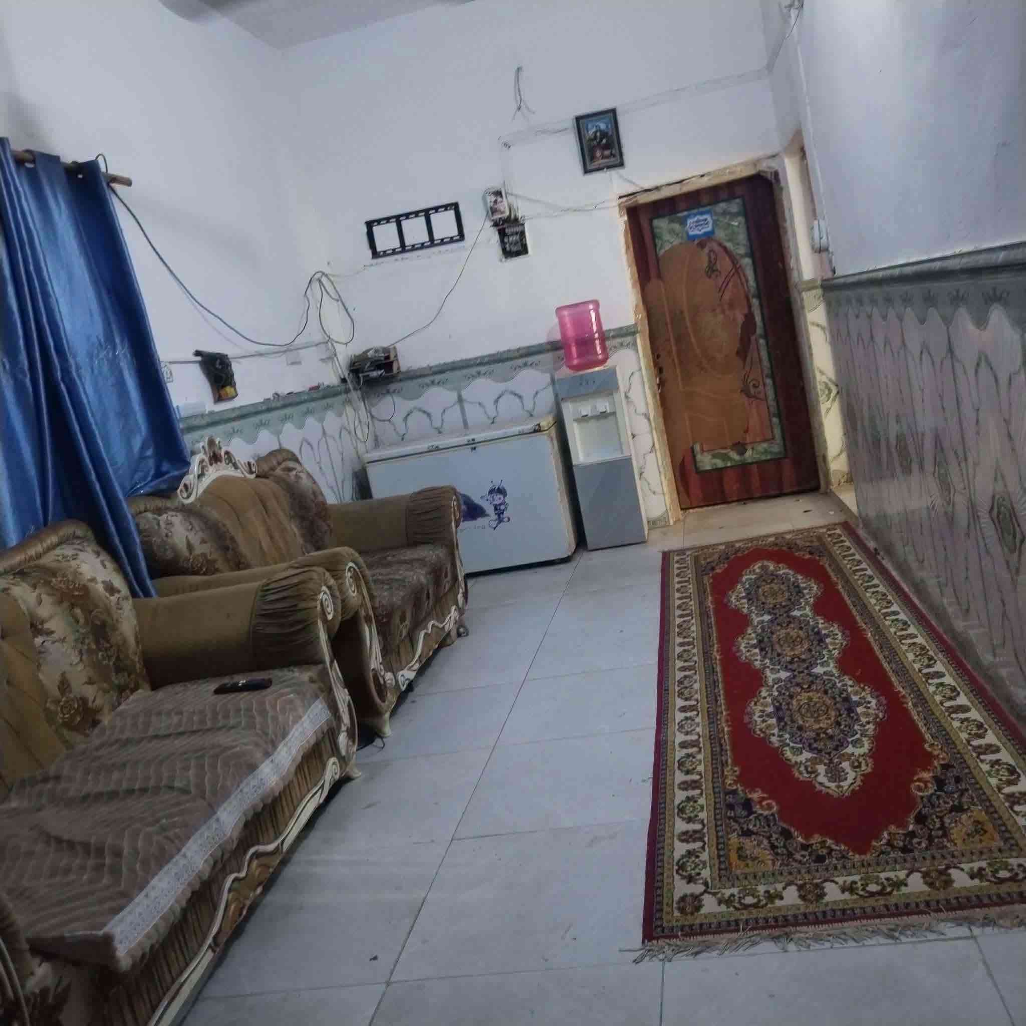 السلام عليكم
بيت زراعي للبيع مساحة ٣٣٣م ال معالي قرب معلق إقرار محكمة بناء طابوك عكادة بيت عالي الشارع ونظيف جدآ 
غرفتين وصالة ومطبخ وبراني وصحيات داخليه وخارجيه 
السعر ٤٥ مليون قابل للتفاوض 
*********** وات ساب
