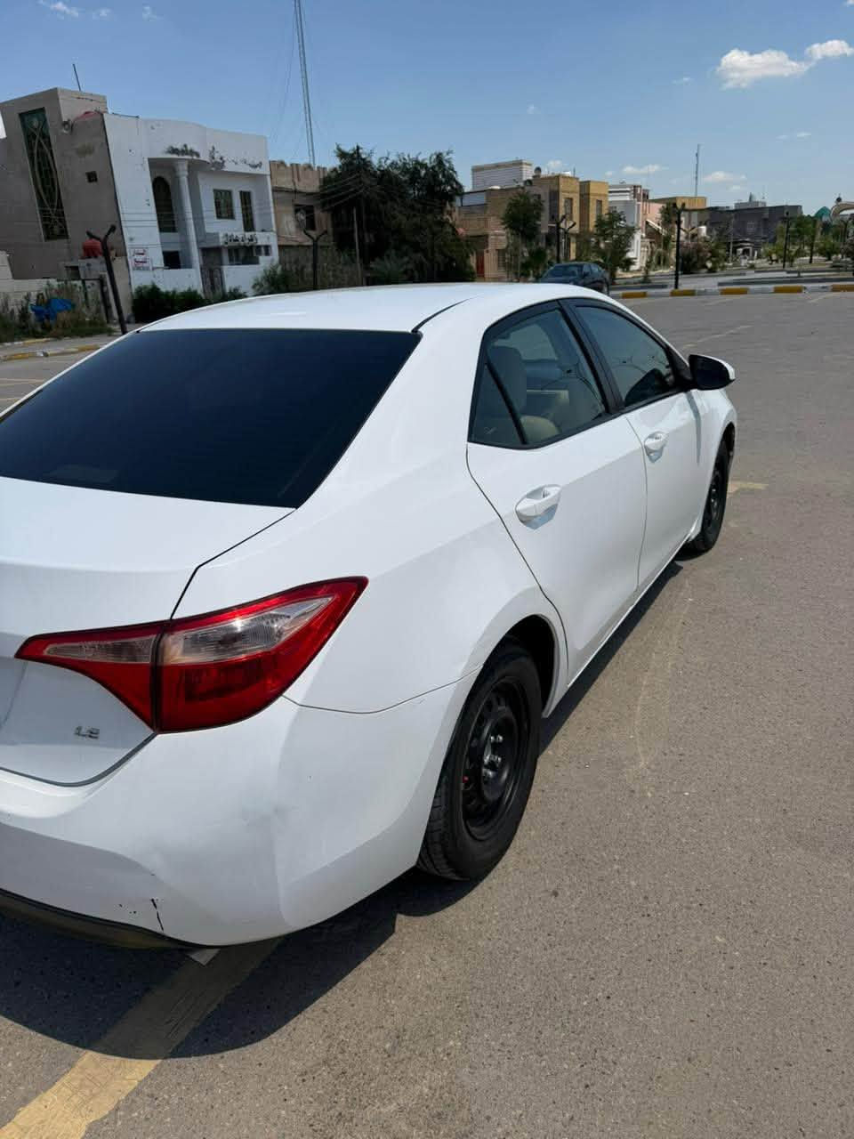 كورله 2017 بسمي ذي قار تبديل بنيد فقط وجاملغ الأيمن  بيه بارد شويه
السياره جاهزه حداديه 
مكينه كير مكفولات تبريد ثلج جاهزه كلش
لعنوان ناصريه مركز
السعر ١٢٠ وبيها مجال
رقم مبايل 
***********
