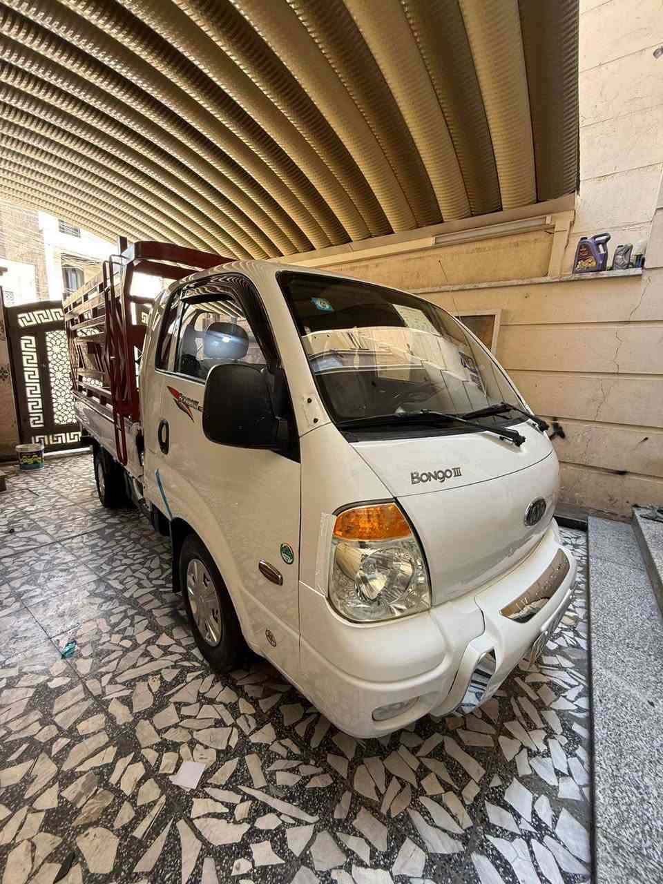 السلام عليكم 
كيا مسكر موديل 2007 رقمها بغداد انكليزي شرط التحويل 
مكينة محور بم ونوزل جديده لا صرف ولا بخار ولا تنقيص 
وكير ومكينه واكسل وشاصي ورقم شاصي كل مكفول 
تخم تاير جديد محجر جديد سياره جاهزة كبا لشغل دوشمه مرتبه سياره جديده كبل لشغل سنويا لغايا 30 السياره جديده ما متعوبه 
السياره مكفوله من الضربه والكص والتبديل عده صبغ بل دوسات والصفاحيات فقط والباقي مكفول 
العنوان بغداد البلديات 📍 السعر 90 ورقه وبيها مجال بسيط الرقم ***********
ملاحظة الشاصي مكفول حته من الصبغ
