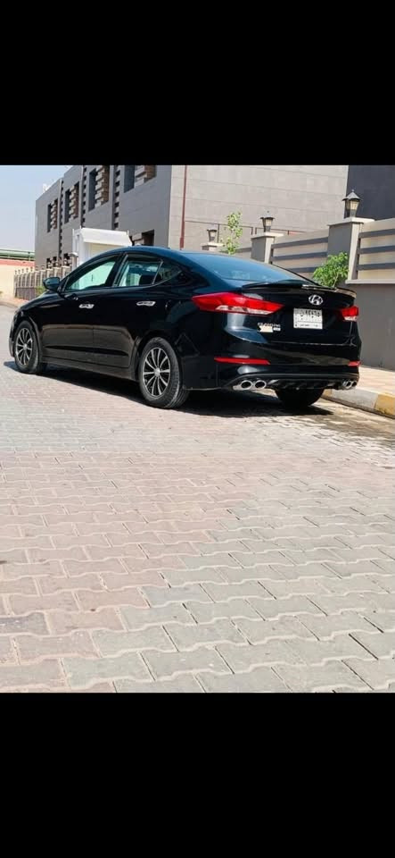 السلام عليكم 👋🏻
النترا ٢٠١٨ امريكي SE بغداد مشروع وطني 
مواصفات SE معروفه 
فول تحكم ستيرن 
تلفون
مود درايف 
مانع انزلاق وباقي موصفات المعروفه 
السيارة نظيفة داخل وخارج وتبريد كامله 
حادث السيارة كلير من امريكا 
السعر ١١٠ وبيها مجال 
مكان السيارة بغداد  الكاظمية 
 ***********‬ واتساب فقط🙏

نص مكتوب في الصور:
- 000-24514893 - 02/20/2019 - INSURANCE AUTO AUCTIONS, INC. - (C) - IAAI.COM