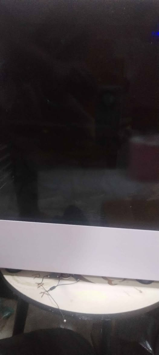 🖥️ مواصفات الحاسبة
🧠 CPU: Intel Core i5-12400F
🎮 GPU: NVIDIA RTX 3060 — 12GB
🧩 Motherboard: ASUS PRIME H610M-K D4
🧮 RAM: 16GB DDR4
💾 Storage: Lexar SSD — 1TB

🖥️ الشاشات

🖥️ MSI: 165Hz
🖥️ HP: 65Hz
➡️ شاشتين

🪟 نظام التشغيل

💻 Windows 11 Pro — 64-bit

🎮 الملحقات

⌨️ Keyboard: Redragon
🖱️ Mouse: Redragon
🔲 Mouse Pad: Redragon
🎧 Headset: HyperX — الجيل الثاني (2nd Gen)

🔋 الطاقة والحماية

⚡ UPS: Offline — 1KVA
السعر 1200
الرقم ***********
مكاني بغداد الكاضميه
