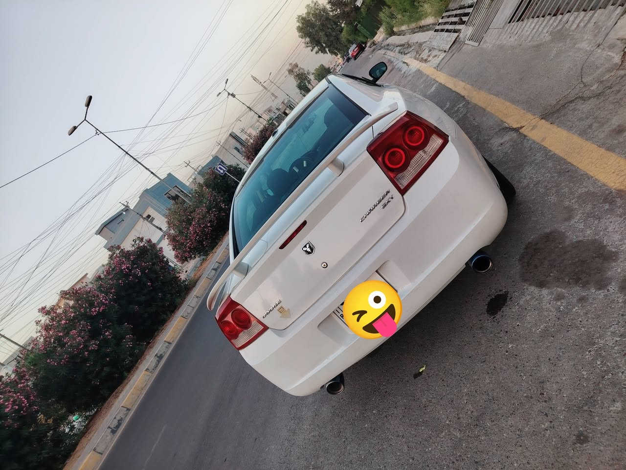 دوج جارجر لون ابيض موديل ٢٠١٠ صبغ باب وارالسائق رقم انكليزي سيارة تبريد شغال محرك،شرط الكير مجلب علئ نمرة السعر٩٧ العنوان موصل الحدباء
***********
***********
