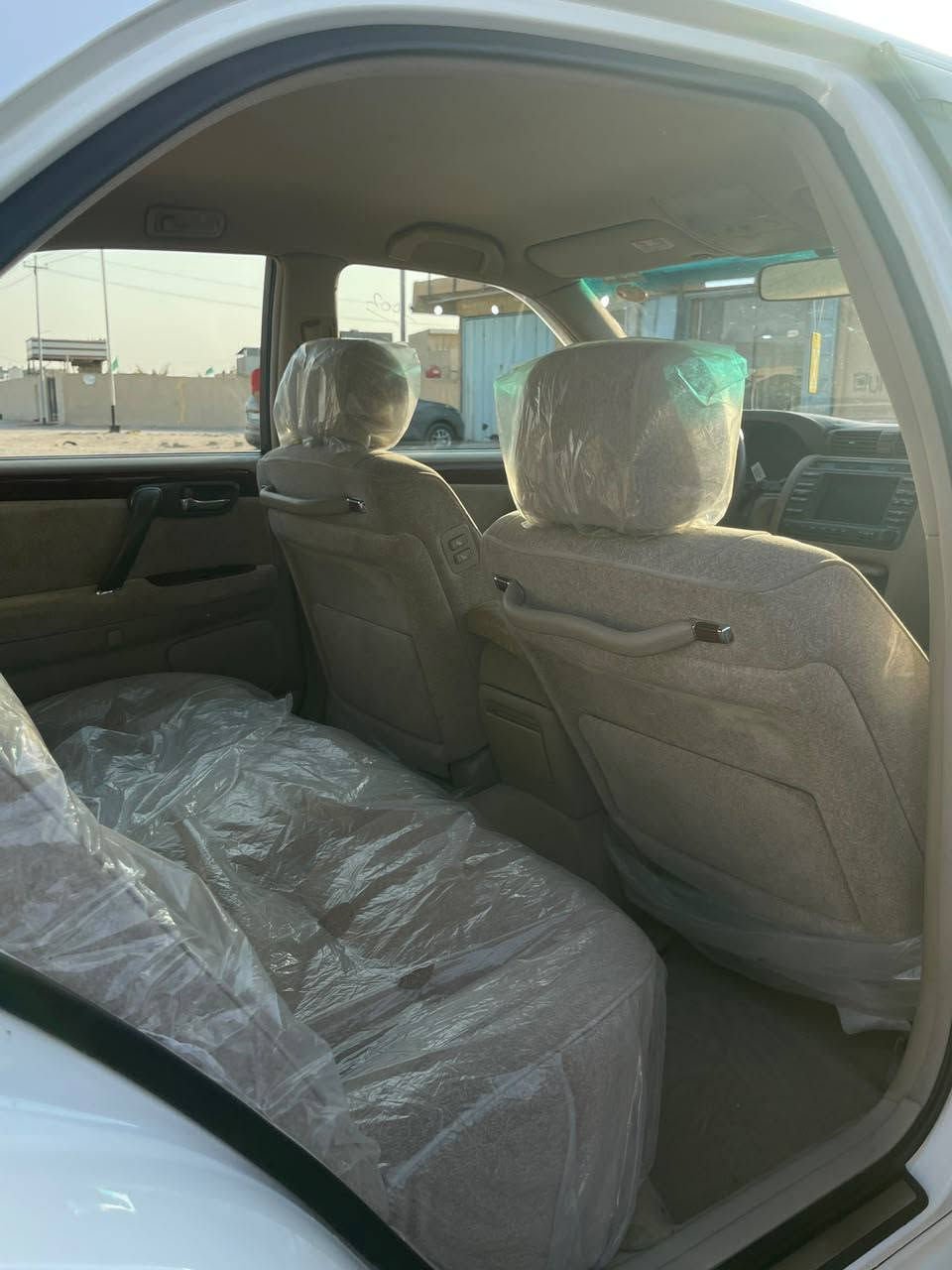 السلام عليكم 
كراون جنون مال مزاد 
رقم بصره وسنويه جديده
السياره ماشيه 80k الف حقيقي 
كفاله كير مكينه وبدي 
كفاله اثوليات من الالف للياء 
كفاله من الطول للطول
حداديده تخم تاير جديد 
سياره كارتون جديده بمعنه الكلمه 
ابيعك زيرو وكفاله 
مكان السياره بصره الزبير 
سعرها غالي ع البياع شراي ماتفيده 
الجناي بفلوسه بيها سعرها 166 مجال حك الجيه فقط
***********
