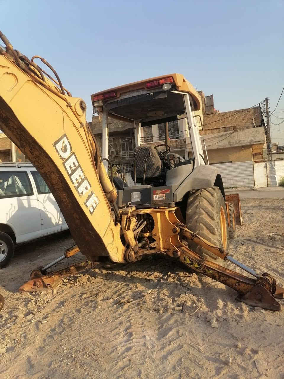 سلام عليكم جيسي جندير للبيع العنوان بغداد الحريه اتصل بيك خير وتدلل ***********
