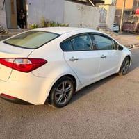 ابيض • ٢٠١٤ • مكينة ١٨٠٠