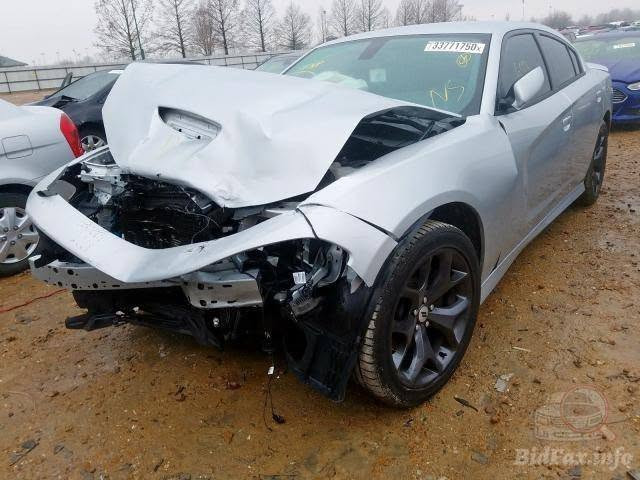 سلام عليكم جارجر مديل2019وارد امريكي محرك 3600 صور الحادث بلمنشور سياره جاهزه فول عده الفتحه ستخدام  شخصي رقم بغداد مكان السياره ميسان الشراي يتصل ويدلل ***********

