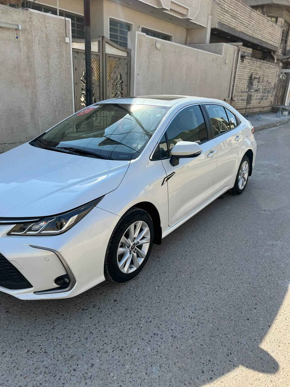 ‏السلام عليكم للبيع كورلا 2023ساز خليجي بانزين فقط مكينه 1800 مكينه كير حدادية كفاله فول مواصفات فتحة بصمة ابواب وبصمة تشغيل تبريد خلفي فول مواصفات السياره مكفوله كفاله عامه عدا بارد اصبعين بلجنطه ماشية 92كم حقيقي رقم اربيل السعر خاص او الاتصال*********** مكاني بغداد

