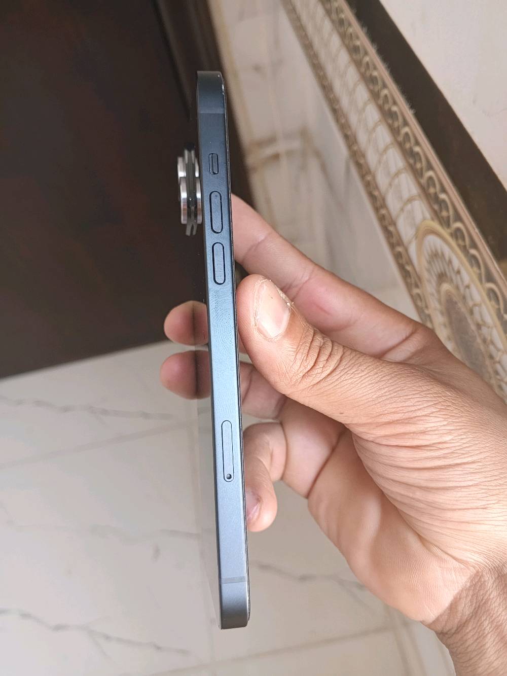 ايفون 14 بلص مكفول كفاله عامه تك شريحه ذاكره 256 بطاريه 86 بدون ملحقات سعر 500 غير قابل للتفاوض