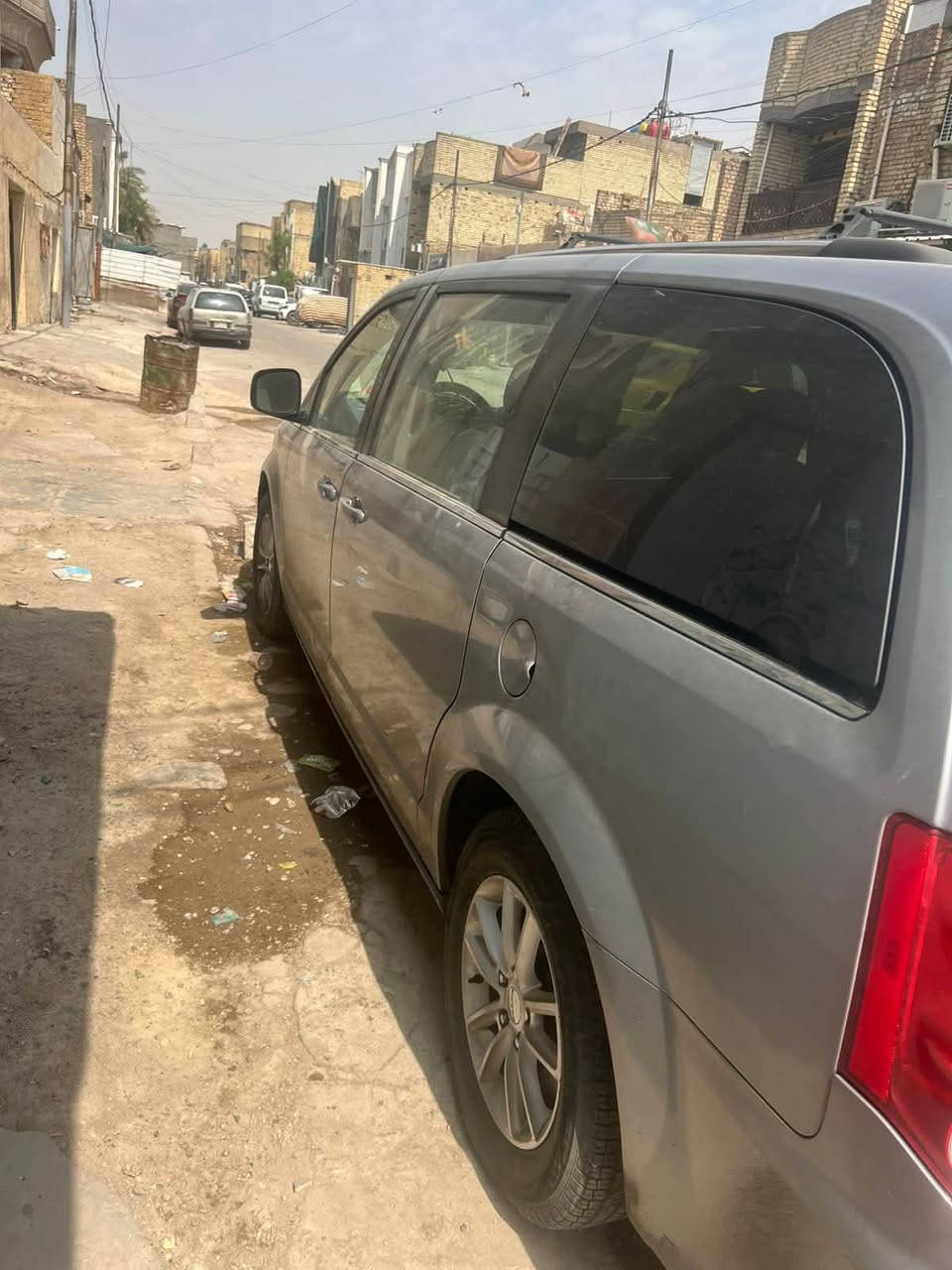 دوج كرفان  7راكب 2019   سياره نضيفه حادث بنيد وجاملغ ايمن نصف فول مكينه 3600 حدادية صدر 100/100 تخم تاير جديد باتري جديد  تبريد ثلج تحويل ثاني يوم السعر 155وبيه مجال بغداد حي اور ‭***********‬

