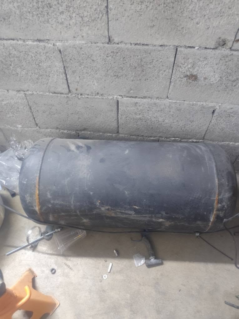 خازی سیستەمی تورکی شە ش پستن بەشرت زۆر پاکو مە زبوت 
نرخی٣٥٠دۆلار
شوین ڕانیه حاجیاوا
***********
*********** رانية, السليمانية
