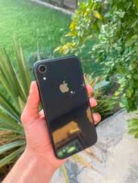 ايفون XR • اسود • ٦٤