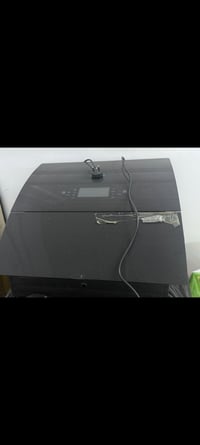 مرشحة ميلانو للبيع