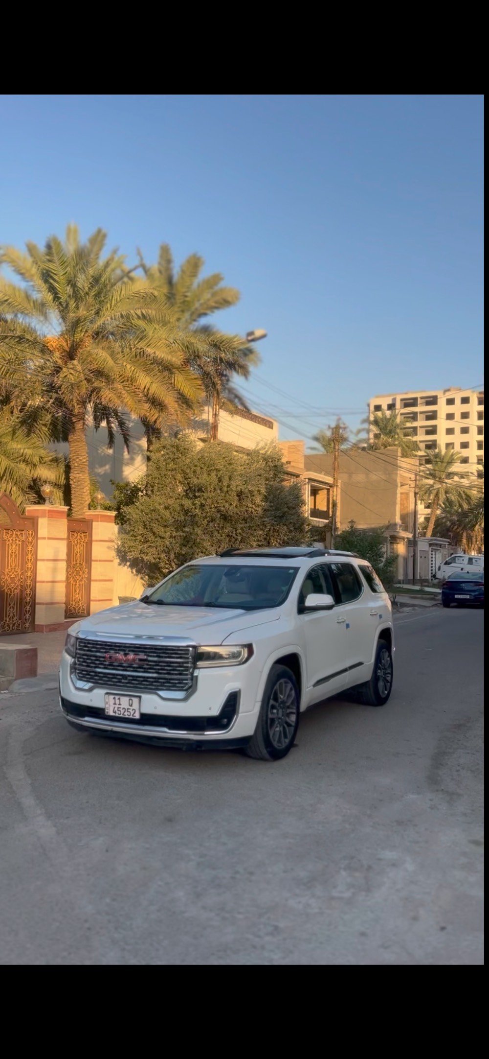 للبيع GMC اكاديه دينيلي ((2021)) مبدل بنيد فقط مواصفات 
داخل ابيض ملكي كشنات منفصل vip كشنات كهرباء ⚡️صندوق كهرباء ⚡️(5) كامرات سايد بريك بصمه مرقمه بغداد بسمي السعر ((220)) بيه مجال عنوان بغداد زعفرانيه الاتصال ((***********))⚔️🔥 بيع فقط
شنو ممشاها بالضبط كم كيلومتر؟: 
123
المكينة والجير أصليّات لو بيها تبديل غير البنيد؟ وإذا بيها شغل/صبغ شنو الموجود بالضبط؟: 
كير مكينه لغد كفاله بس شاصي الجف البلوجه بي ضربه خفيفه 
السيارة فل ستاندرد دينيلي لو بيها إضافات/نواقص ثانية لازم يعرفها المشتري؟: 
سياره فول 1/1 الاخير دنيلي اعلى مواصفات 
إنتَ من أي منطقة ببغداد بالضبط؟ وهل السعر ثابت لو بيه مجال بسيط؟: 
عنوان بغداد الزعفرانيه السعر 220 وبيه مجال 