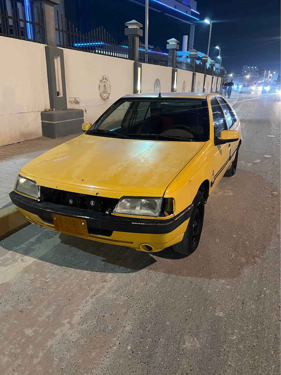 بيجو اربعميه وخمسه موديل 16 سياره مثل ما مصوره ما تشتغل تكسي مال واحد مشتريها للبيت فقط سياره كير محرك تبريد كهربائيات كلهم شغاله باتري كسر كارتون تايرات نص عمر اثنين وثنين جدد سياره جاهزه اتحط كير وتحرك اترايك وين ما اتريد وشرط اترايك والتبريد مشتغل لتواصل على وتساب او اتصال على هاذه الرقم 
*********** البصرة, العراق
