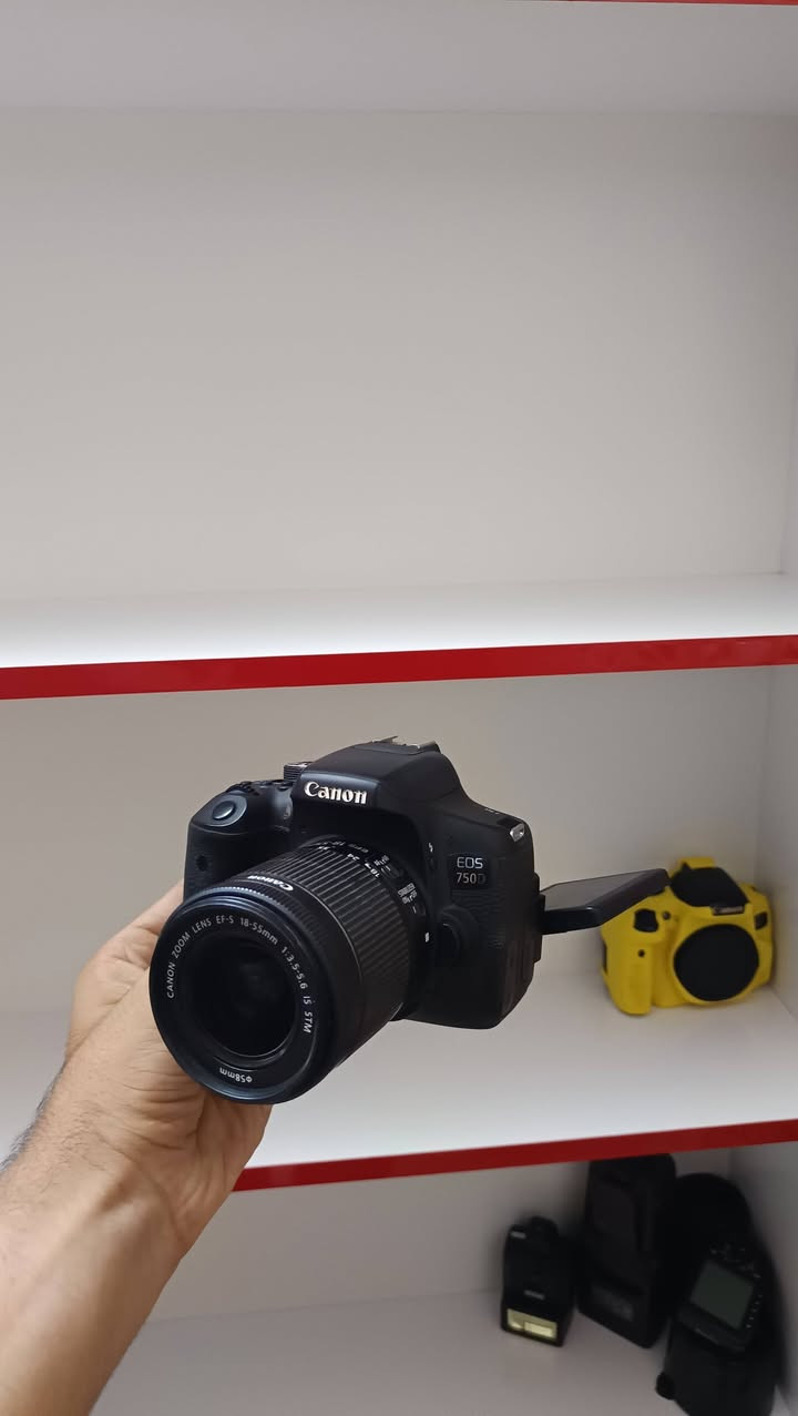 كانون 750D للبيع نضافه 100%
🎁 ملحقات كامله .
▪️ حزام كتف حقيبه .
▪️ بطاريه وشاحنه .
🟡 توصيل لجميع انحاء العراق .
🔶 فقط نضافه 100%.
⚫️ السعر 375 الف .
 
🟢 تواصل وتساب : *********** .
