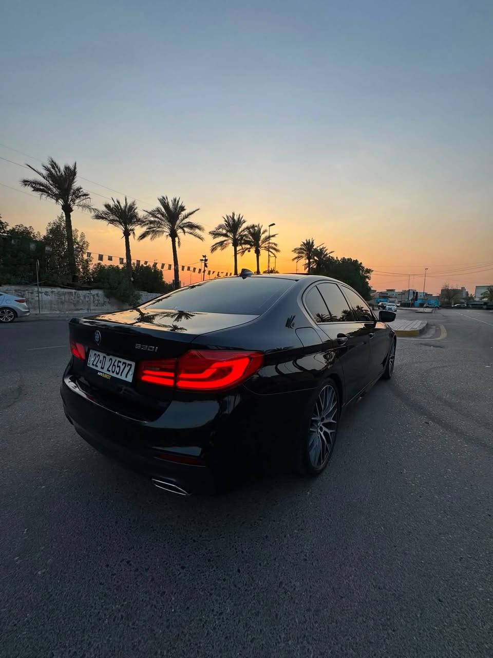 BMW 530i 2018 INDIVIDUAL M PACKAGE
كفالة عامة
BLACK اللون: اسود
الممشى 86 km
فول مواصفات ١/١++
Special Order Black Edition
بصمة 
فتحة سقف (سلايد)
كراسي جلد أصلي مشمشي
كراسي كهرباء (أمامي) فئة Series 7
SMART MEMORY كراسي
I SPORT كراسي رياضية
مقود كهربائي 4
نظام التحدث مع المركبة *
شاشة أمامية كبيرة TOUCH
ماوس تحكم
شاشات خلفية أصلية مع ريمونت
4 كامرات ذكية (٣٥
كامرات 360
Head Up Display
هاندبريك كهربائي
AUTO HOLD
وضعيات قيادة متعددة
(Eco / Comfort / Sport)
ناقل حركة أوتوماتيك + عادي •
كير 8 سرعات م
AUTO START
مانع انزلاق
نظام تحديد المسار
كروز كنترول
نظام تحديد السرعة القصوى
4SYNC نظام
SMART ADAPTIVE زنون 
أوتو عالي
بك لايت 3D
بك لايت ضبابي
M POWER 20 ويل قياس
M POWER فجوج بريك

مرايا بإشارات جانبية
V SMART شباك أمامي -
فتح صندوق كهربائي (حساس القدم) (٢
حساسات أمامي + خلفي ه
حساس مطر
BLIND SPOT!
WIRELESS CARPLAY E
Bluetooth / USB / iPod / CD

السعر 28000$ يعني 280 ورقه

للأستفسار
***********
