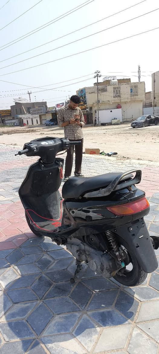 السلام عليكم 🙋🏻‍♂️ #مباع
فراشة نثيه للبيع الدراجه كفاله وختم واحد وي المكينة من سلف هندر كهربائيات كلها شغاله نگرة سلف بأي وقت شرط شلعه ومعدل الدراجه ما مفتوحه لا تبخير لا تنقيص لا نضوح الشراي يتفضل خاص او الاتصال📞7735515817
625 وبيها مجال
