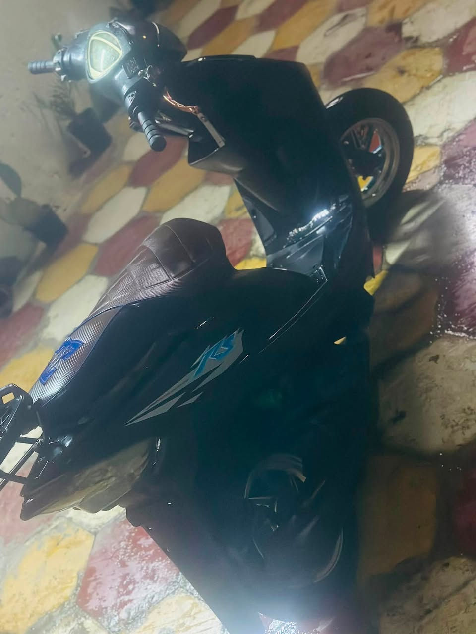 ماكس عدله للبيع
دراجه كفاله عامه لاتبخير لانضح مفتوحه ولفات فقط وين مايعجبك تفحص وياله تزويد لون ازرك دبل خلفي تزويد قبق فلاوين تزويد دراجه اكفلكياه من الويل للويل شلعه معدل نكره سلف هندر كهربائيات كامله 
سعر 500 وبيه مجال 
📍عنوانه الديوانيه الحمزه الشرقي
📞*********** وبي واتساب ومتواجد خاص
