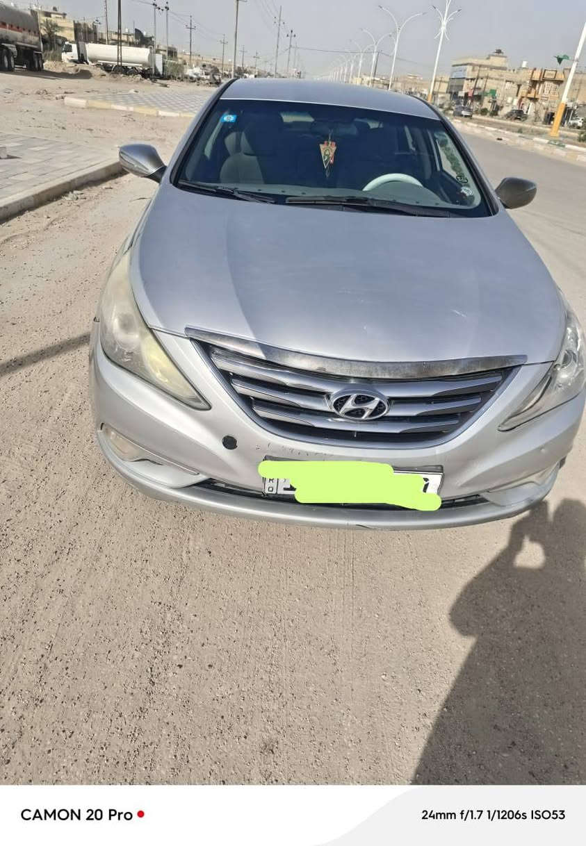 السلام عليكم سوناتا موديل 13وارد امريكي جاهزة من كلشي حدادية وكهربائيات وتبريد شغال رقمها بابل الدولي سنوية لغاية 28 مداور ثاني يوم السعر 85 وبيها مجال العنوان ذي قار قضاء الشطرة ***********
