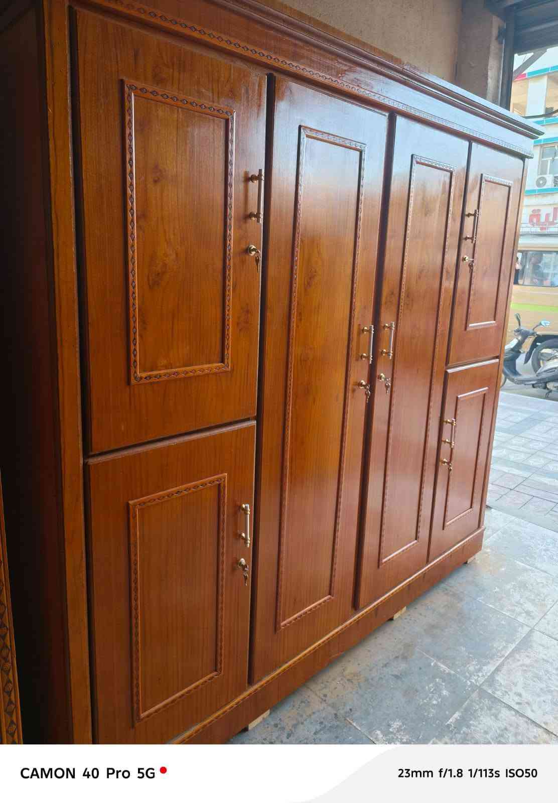 بوفيات شغل عراقي صاج تزكام
كناتبر شغل حسب طلب 
فقط توصيل الشطره, ذي قار

نص مكتوب في الصور:
- CAMON 40 Pro 5G 23mm f/1.8 1/100s ISO363
- CAMON 40 Pro 5G 23mm f/1.8 1/33s ISO1151
- CAMON 40 Pro 5G
- 23mm f/1.8 1/113s ISO50