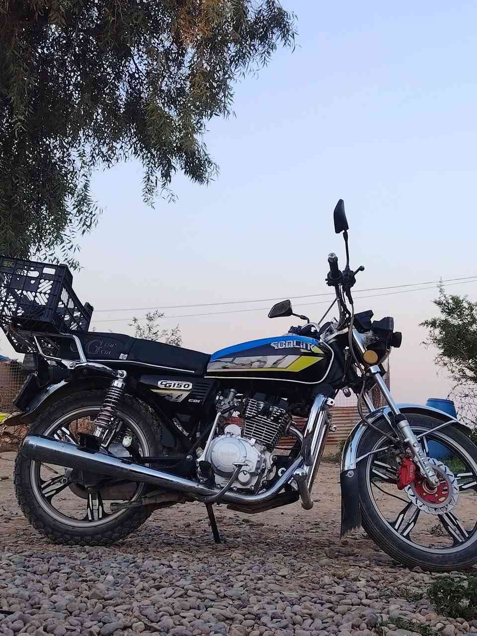 السلام عليكم ماطور للبيع  السعر 670 وبي مجال موديل 24 ***********
