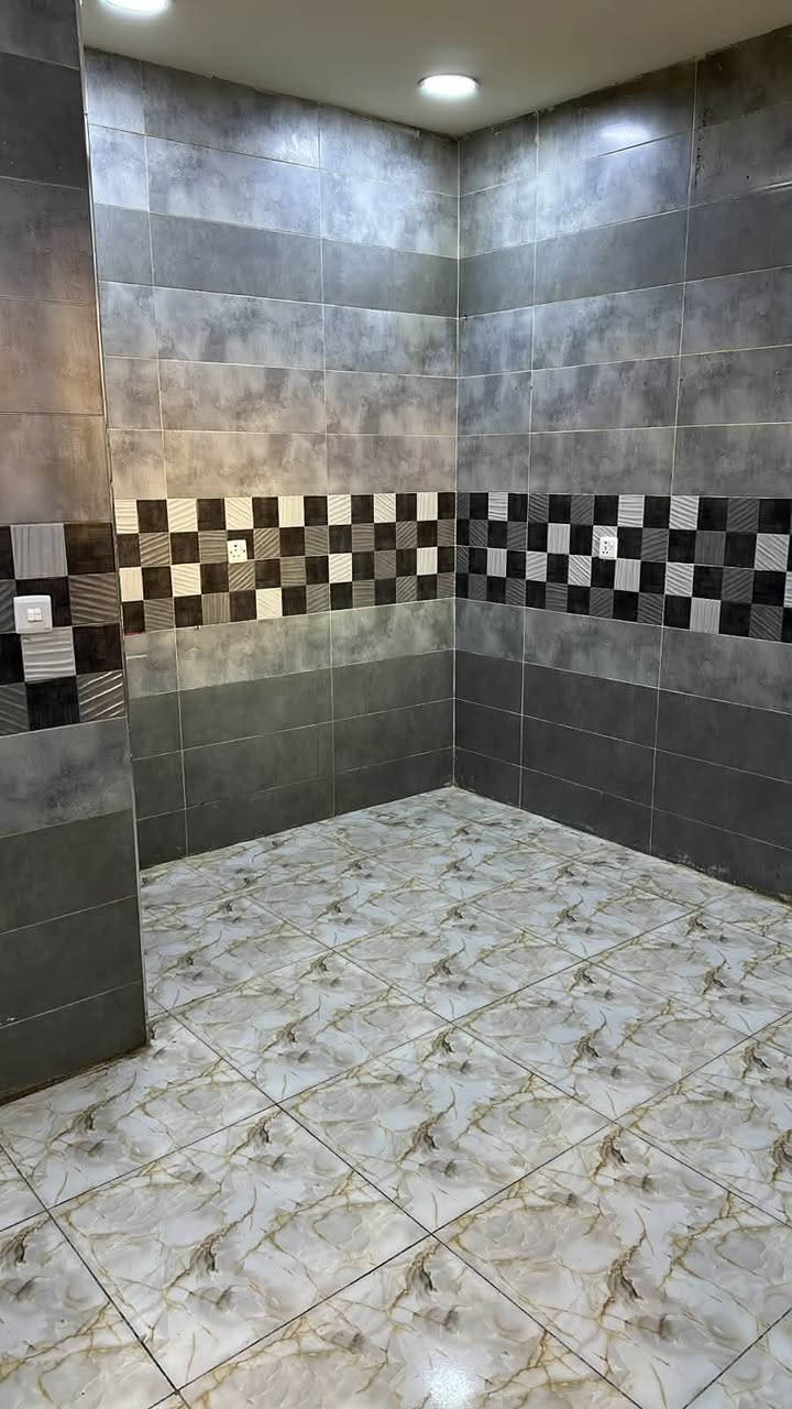 بيت للايجار في تكريت حي الزهور 
جدا نظيف ومرتب للاستفسار الاتصال بالرقم

‭***********‬
