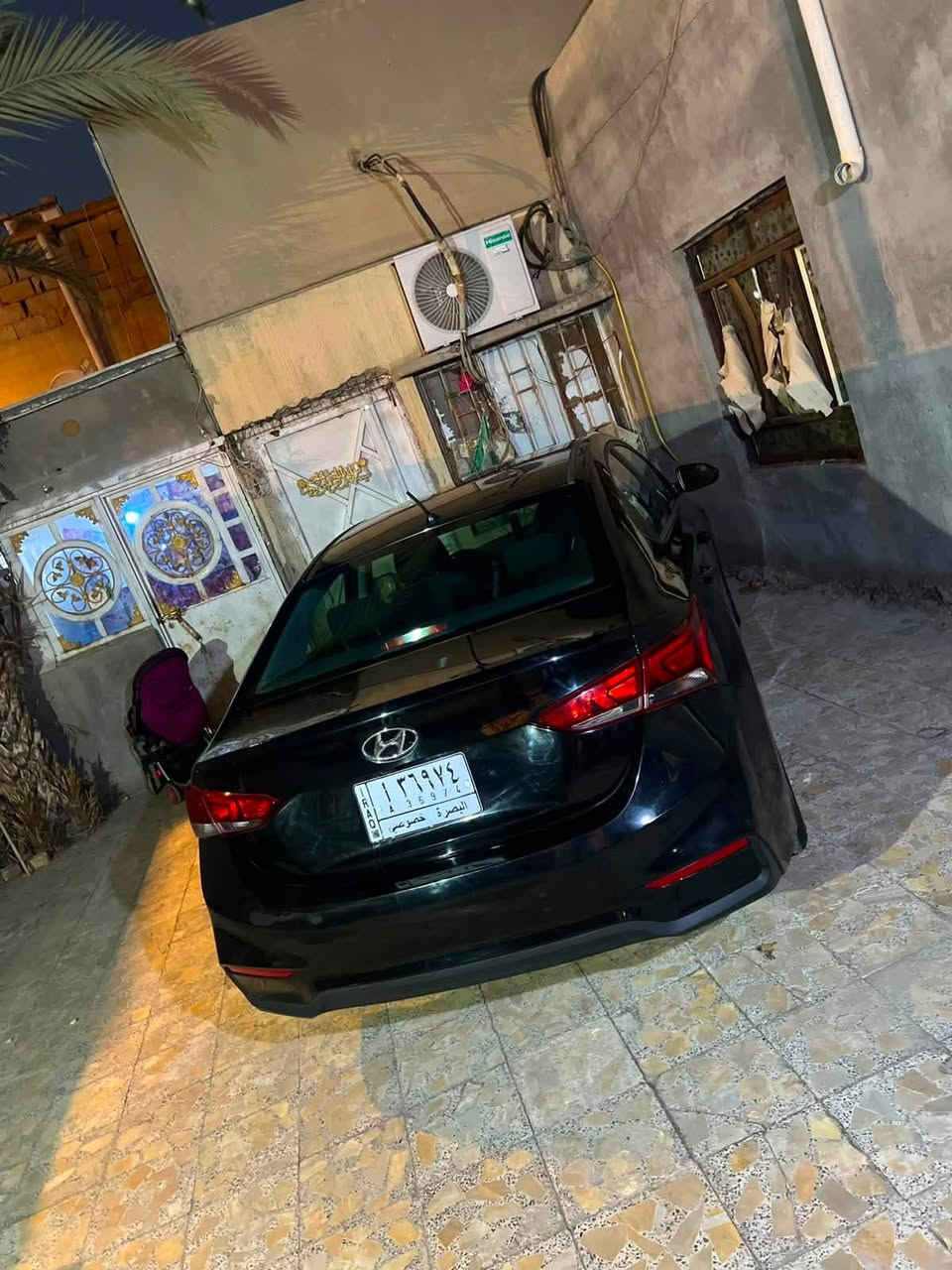 السلام عليكم للبيع سياره اكسنت مديل ٢٠٢١ سياره وارد امريكي ضربيته بل صندوك وراجع نفسه سياره معوقين ٢٠٢٨ صير حره ب اسم بنيه وكاله خاص تسويلك سياره جديده اخت الزير ماشيه 69 الف كيلو متر  سياره تبريد ثلج مكينه كير كفاله العنون بصره معقل التواصل وتساب فقط ***********
 السعر115 وبيه مجال للشراي
