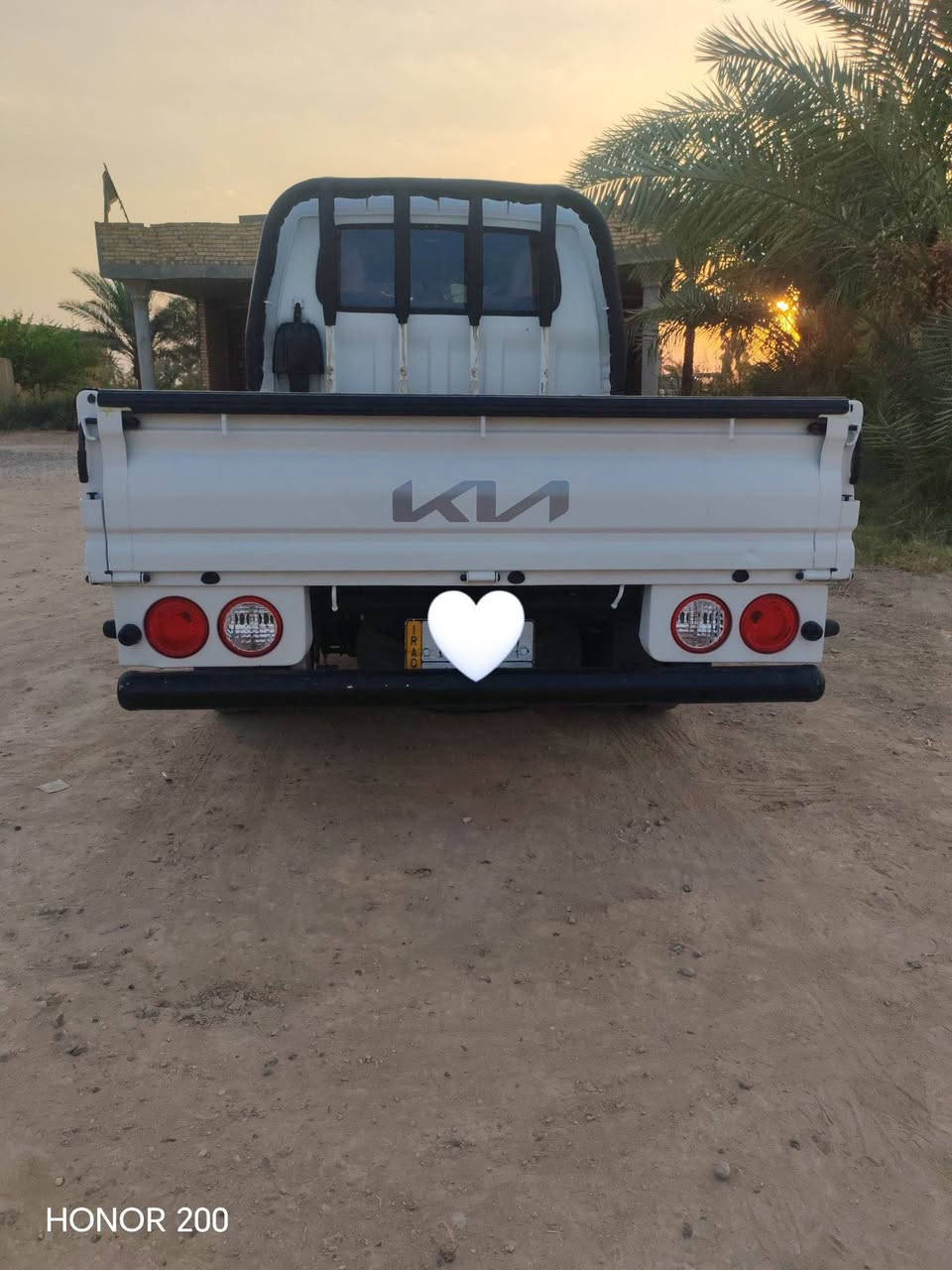 دبل 2020 رقم بابل 
مكفوله من ضربه وصبغ 
تبريد ومكينه وكير ع شركه مامفتوحه ماشيه 190 
اذا اكو مراوس اقل منها  عادي اروس مكاني بابل سعر 130 رقمي ***********

نص مكتوب في الصور:
- HONOR 200