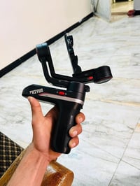 حزمه تصوير كامله للبيع (ملاحضه )ابيع شلعه وحده جنطه  و الكامره شوفت عي...