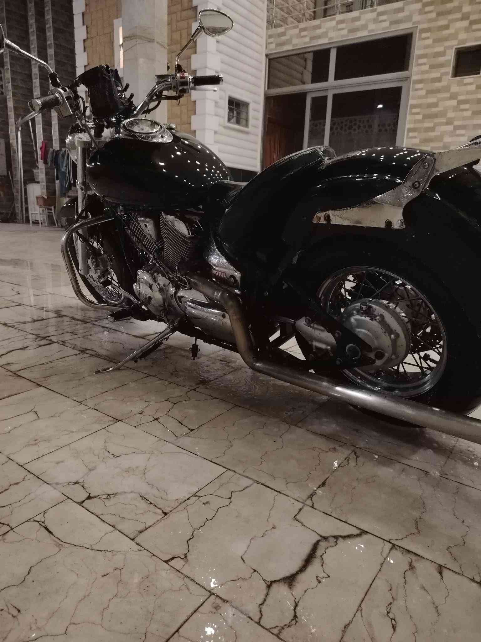 يماها ڤي ستار 1100 للبيع
Yamaha V-Star 1100
محرك مكفول 
دراجة نظيفة مرتبة كهربائيات كاملة مكفولة رقم كربلاء 
لوحتين وسنوية 
سعر الدراجة  28 ورقة وبيها مجال  مستعجل ع بيعتها

مكان الدراجة نجف للتواصل وباقي التفاصيل ***********
