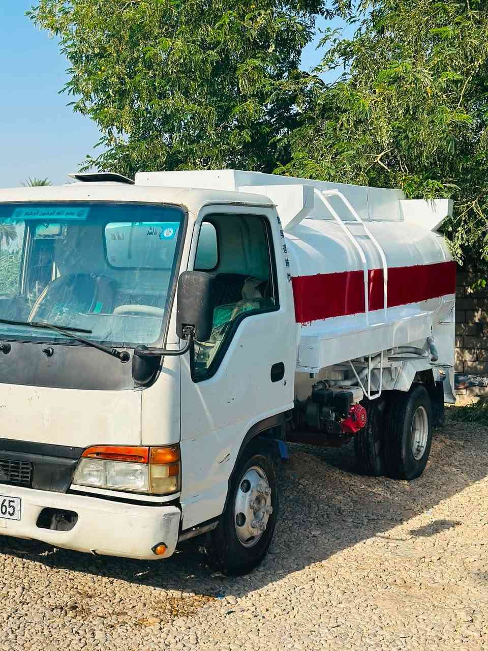 السلام عليكم 
ازوزه  ياباني حوضيه موديل 96 
محرك كير اكسل شاصي كفاله عامه 
تانكي نظيف 
حموله 5500
رقم انكليزي سنويه لل 31 تحويل مباشر 
تاير نص عمر 
دواخل نظيفه ومدوشمه 
قماره نظيفه ومابيها خياس 
العنوان / بابل الشوملي 
للاستفسار  
‭***********‬
‭***********‬
‭***********‬

