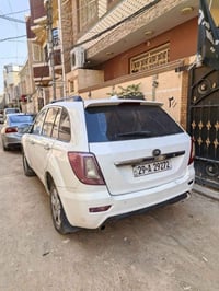 اكس60 • ٢٠١٤ • كاميرا خلفية