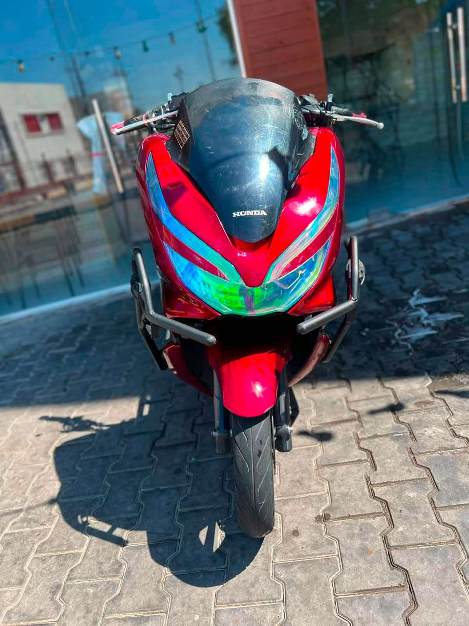 سلام عليكم
دراجهpcx
جيل الثالث 
كوري 
دراجه مكفولة 
بصمه 
صالنصة اصليه 
سعر دراجه 1900
تجي تفحص وتشوف بعيونك 
عنوان شارع حيفا 
***********
