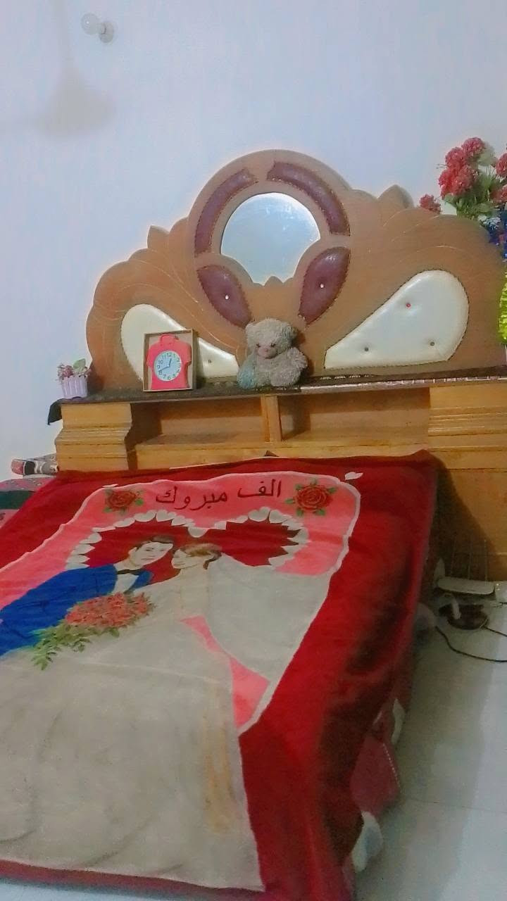 السلام عليكم عدي جربايه ام نفرين وام نفر وحده  يعني 2جرابي السعر250 بيهن مجال الشراي مكاني دوانيه حي لامين الاوله ***********
