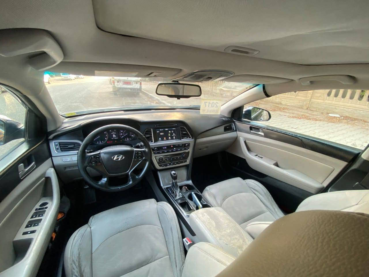 سلام عليكم للبيع سوناتا موديل 2017 وراد أمريكي حادثه جاملغ وبنيد وجاملغ خلفي شبرين صبغ بدون دواخل وباقي كفاله سياره مواصفات فول الخير سبورت فتحه بصمه شاشه كامره تحكم سترين حاكيه حساسات خلفيه يدات نيكل مواصفات معروفه مكينه 2400 وكير تبريد جاهزه احله من صور رقم اربيل اتريد تحويل او وكاله مضمونه مكاني بلنجف شراي يتصل ونه خادم *********** سعر 105 بيها مجال النجف, العراق
