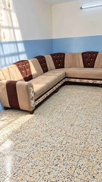 تخم للبيع 330x 270 نضاف حيل السعر 150 الف قفل عنوان موصل حي القاهره  0...