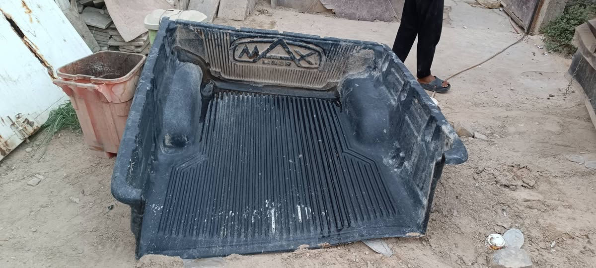 جديد • خوذة فول • للبيع