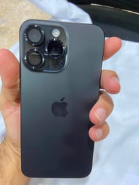 آيفون 15 برو ماكس • ٢٥٦ • بطارية ٨٤