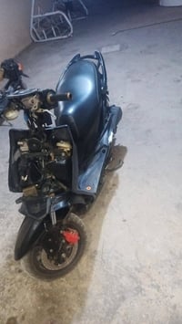 سكنس شمعه للبيع على هاي الوضعه يرادله بس كفرات مكينه بلادي خير من الله...