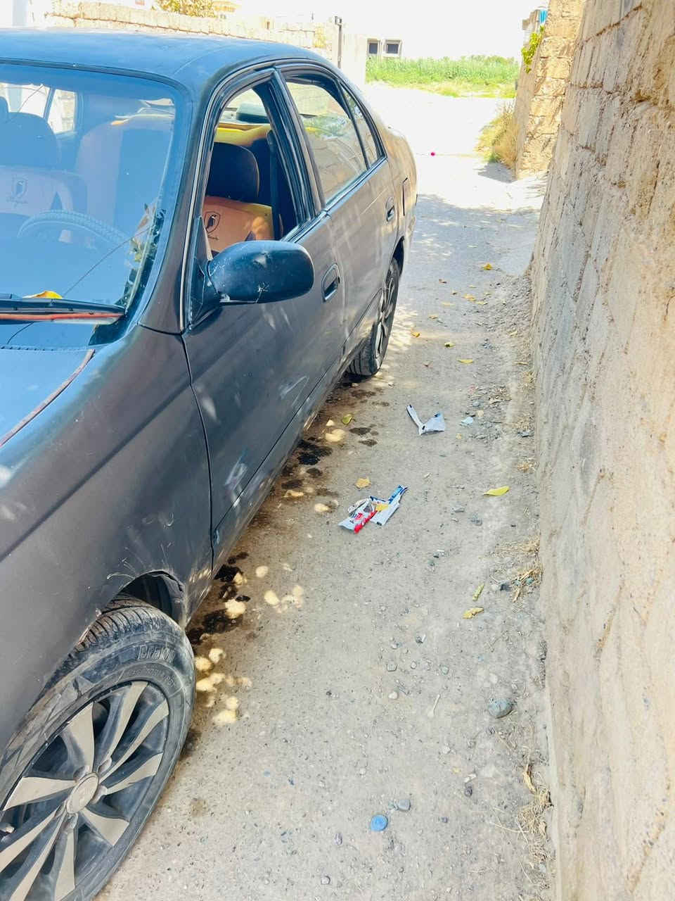 السلام عليكم سياره للبيع كرونا فرخ بطه موديل ٩٣ فحص نينوى 
شرط الوكاله گير ومحرك شرط المحرك بي تبخير قليل الكهربائيات 
كلها شغاله الصدر زين التايرات زينات داخلها حلو رايدها 23 وبيها مجال
للأستفسار أكثر الأتصال على الرقم  ***********
