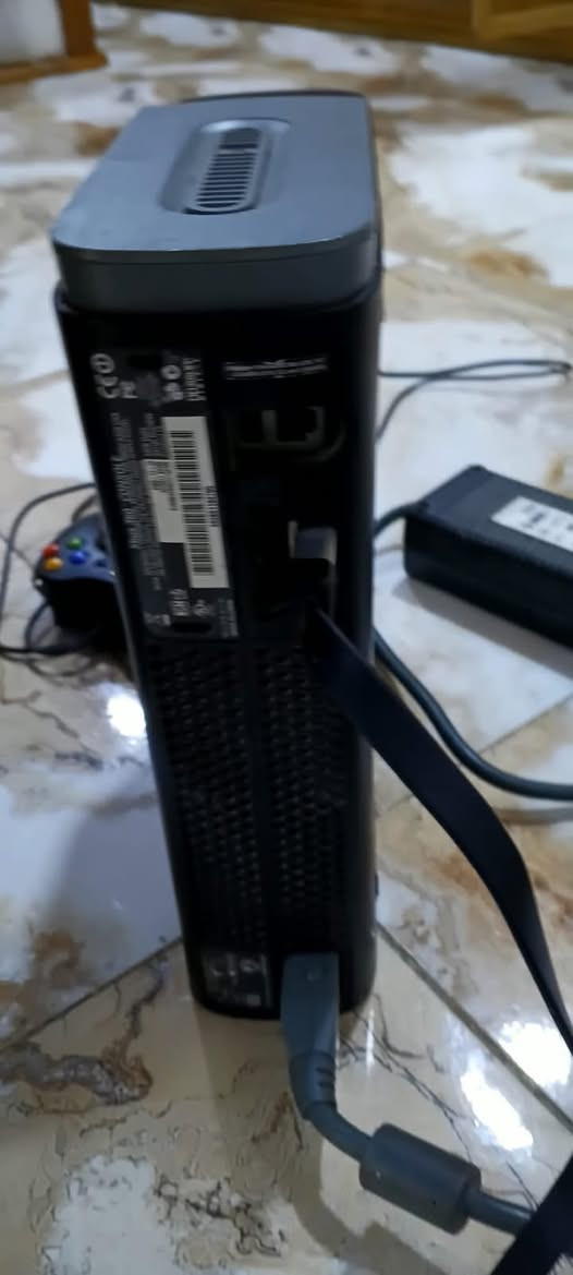 اكسبوكس 360 للبيع المكان النجف الاشرف السعر 105الف للتواصل ***********

نص مكتوب في الصور:
- مركز مثالي للألعاب خدمات الإنترنت تنزيل العاب الكترونية اكسسوارات - الصماخ - تنصيب كامرات