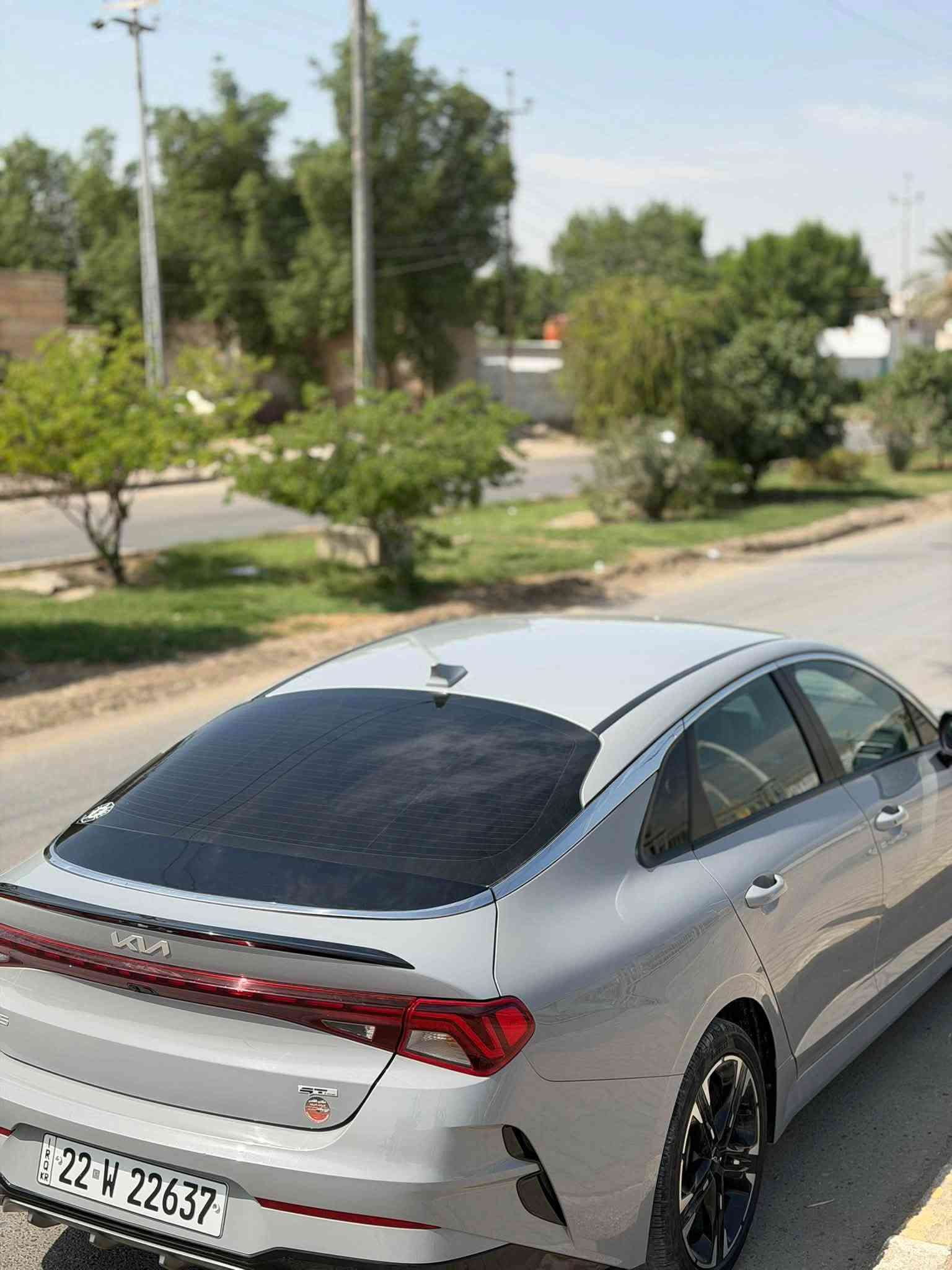 كيا K5 GT Line للبيع أو المراوس
الموديل: 2024
 الحادث: سرقة (جاملغ وبنيد)، وارد أمريكي كلير صفحة بدون معجون.
 الشهادة والهيكل: شواصي سليم، لغود كفالة، كير ومكينة تحت الكفالة، والكهربائيات تعمل بكفاءة تامّة.
المواصفات:
 شاشة كبيرة مع كاميرا خلفية.
 نظام اتصال Apple CarPlay و Android Auto.
 شحن هاتف لاسلكي (Wireless Charger).
 دداخل جلد أنيق.
 حساسات للكراج.
 بصمات أبواب وتشغيل عن بعد.
 بالإضافة إلى العديد من المواصفات الأخرى.
 السعر: 14,500 ($145 ورقة) وبيها مجال بسيط للشرايين.
 المكان: بابل.
 للاستفسار والحجز: الاتصال على الرقم (***********).

