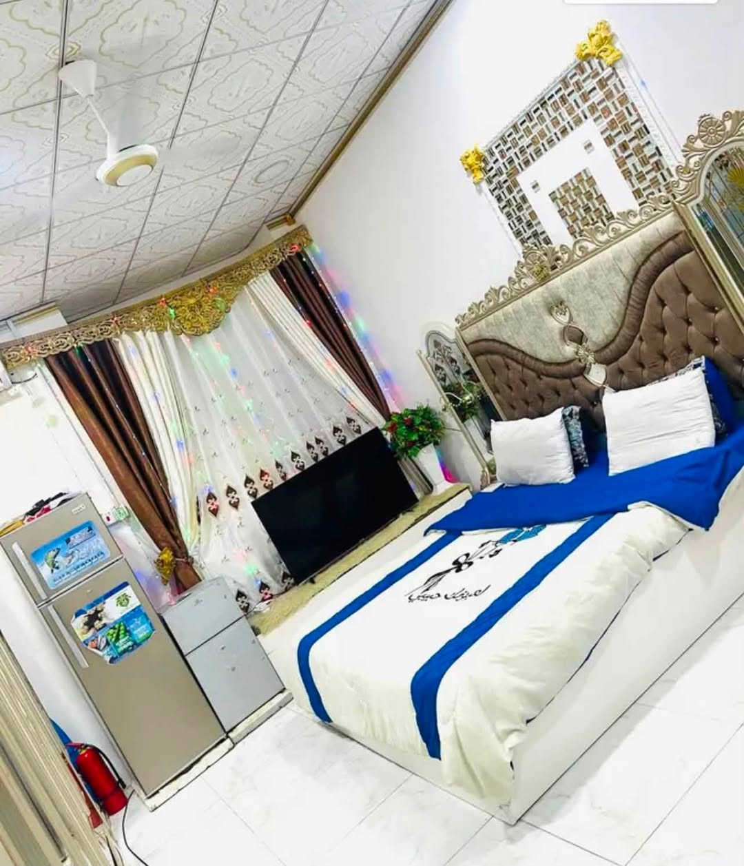 🏠 للبيع بيت سكني مساحة 200 متر

📍 الموقع: البصرة – حي الأصدقاء الرابعة، قرب التقاطع العسكري، مقابل مدرسة فضل الأهلية

🔹 طابق أرضي + طابق أول
🔹 6 غرف نوم
🔹 صالتين
🔹 ديوانية متوسطة
🔹 عدد 2 مناور
🔹 سطح شتايكر
🔹 محل مسوي مخزن
🔹 كهرباء ومي 24 ساعة
🔹 منطقة هادئة وناسها طيبة وكلهم أهل
🔹 طابو صرف

🏡 بيت مناسب للعائلة والسكن، والمنطقة هادئة ومرتبة.

*********** واتساب فقط
