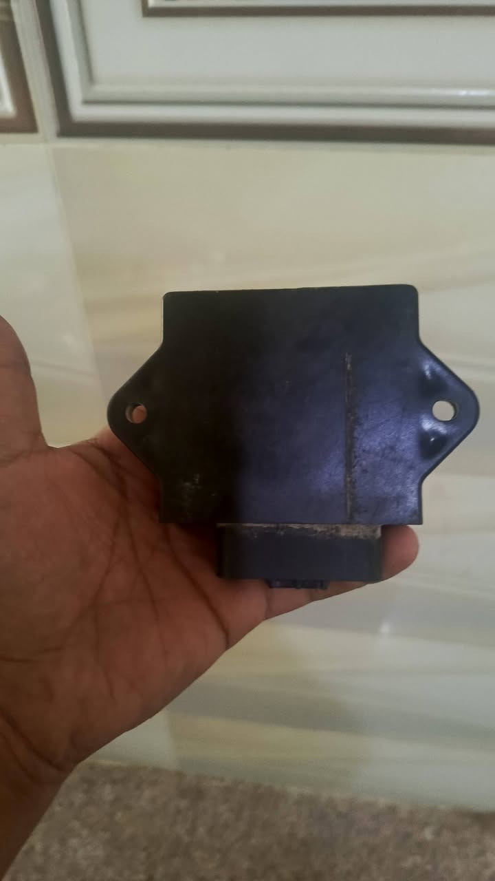 سلام عليكم عقل دراجه نوزل يرهم علئ اغلب دراجات النوزل الياماها شغال عل فحص موجود خاص او اتصال علئ رقم ***********
