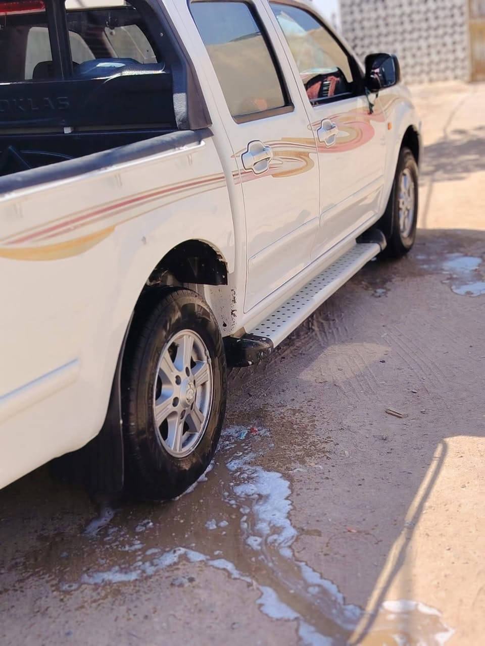 سلام عليكم
سيارة كريت ويل البيع 18 رقم ذي قار بسمي تحويل ثاني يوم 
مكان ناصريه _شطره ***********
