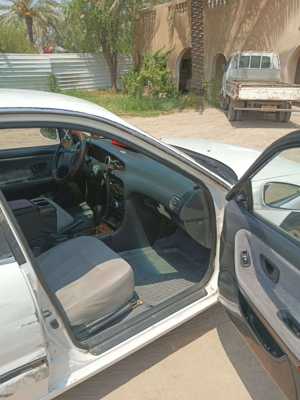 للبيع سوناتا٢ موديل ١٩٩٥ سياره متچايه/سياره معمره كهرباىيات وصدر ومشط ستيرن ودوشمه جديده رقم 
بغداد دولي/ السعر ٣٠وبيهة ومجال وشرط تحويل
عنوان/يوسفيه/رضوانيه 
***********
