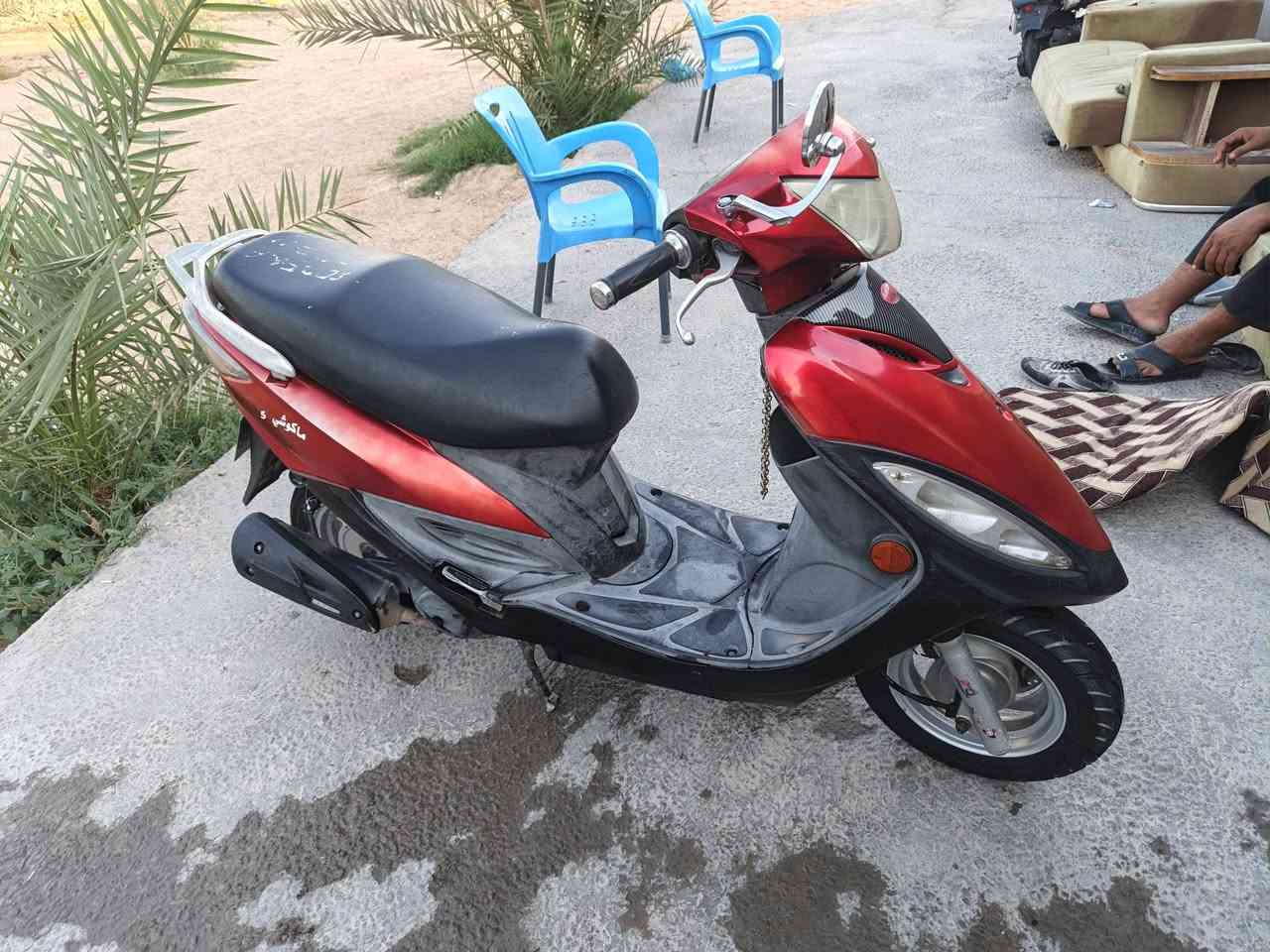 سلام عليكم كامكو صاله 3اشهر طالعه من لحاويه مامبدل برغي بيه مكاني كوفه نجف ‏‪***********‬‏ سعر 550
