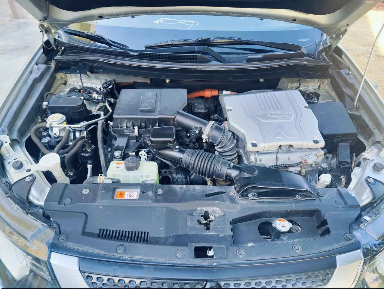 أوتلاندر • 2022 • PHEV هايبرد