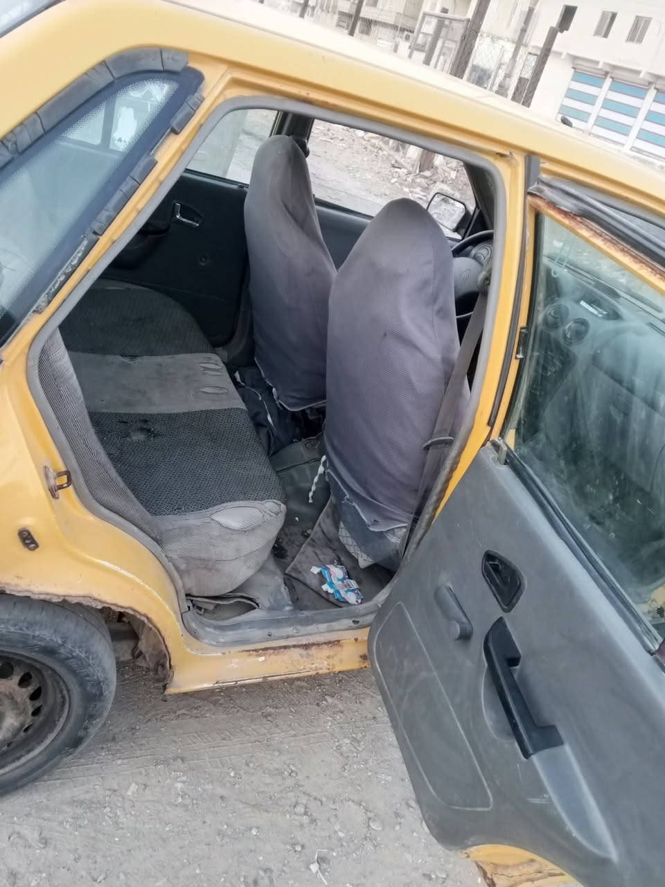 السلام عليكم سايبه موديل 12 سياره نعمه من الله بس بيها ***********الثاني يفلت 1400

