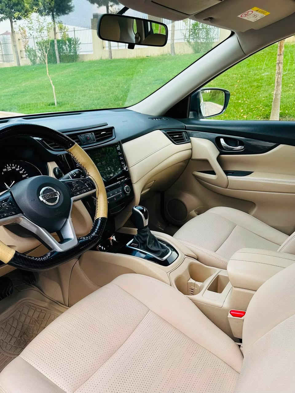 Nissan x-trail 2020
مواصفات خليجي محرك 2.5 كير محرك بشرط ما مفتوح ماشية 100 الف كيلومتر حقيقي رقم سليمانية سنوية جديد بسمي سونر موجود فقط جامرلغ امامي سكن صبغ بدون دواخل سيارة مال بيت حيل نضيف الحمدلله سعر $165 
📍مكان سيارة سليمانية
***********

